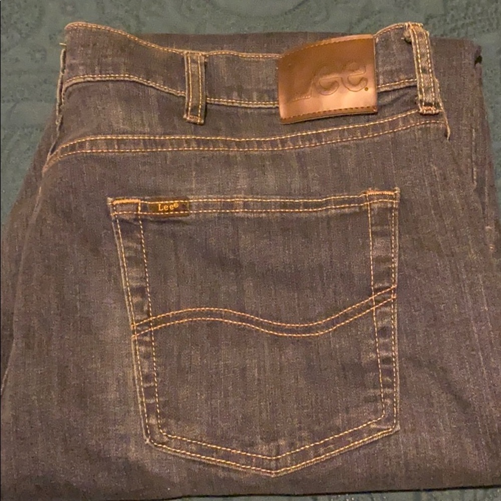 Jean - Picture 3 of 3